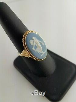 14k Gold & Wedgwood Blue Jasperware Cameo Ring