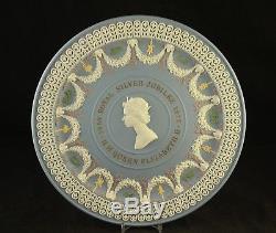 1977 Wedgwood Jasperware 5 Color Royal Silver Jubilee Plate Queen Elizabeth II