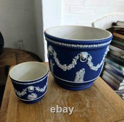 19Th Century Wedgwood Large Blue Jasperware Jardiniere, 18 c. M Planter