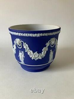 19th Century Wedgwood Jasperware Planter Cache Pot White On Cobalt/dark Blue
