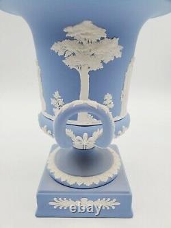 20th C Wedgwood Jasperware White / Lavender Campana Pedestal Urn Vase & Cover