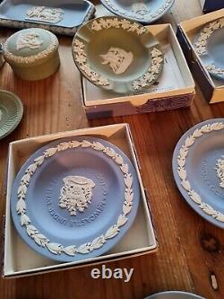 31 pieces wedgewood jasperware various items. And sizes