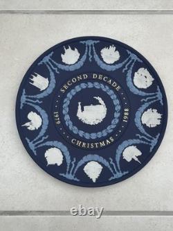 4 Wedgwood Jasperware'Tenth Anniversary/Second Decade' Christmas Plates Boxed