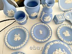 51 x Wedgwood Jasperware Light Blue Vintage Plates Bell, Boxes, Large Collection