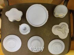 9 WEDGEWOOD Jasperware Blue Vase, Plates, Lidded Dish, Trinket Boxes COLLECTORS