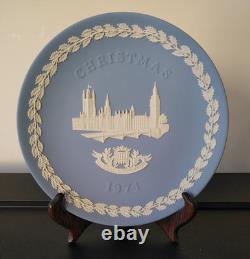 A Collection of Ten Wedgwood Jasperware Christmas Plates 1970-1978 21 cm Boxed