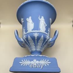 A Wedgwood Jasperware Campana Urn Vase. Exquisite