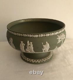 A stunning large vintage Wedgwood Jasperware Footed Fruit /display Bowl