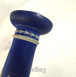 ANTIQUE 19TH CENTURY WEDGWOOD DARK BLUE DIP JASPERWARE CANDLESTICKS 9 22.5cm