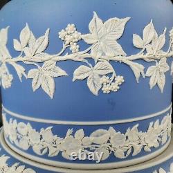 ANTIQUE WEDGWOOD BLUE JASPERWARE CAKE/CHEESE DOME withSTAND 1800 RARE