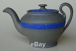 Antique Ca. 1830 Wedgwood Child's Toy Teapot Drabware Jasperware Pottery Superb