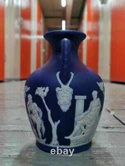 Antique Large 7 Wedgwood dark blue jasperware classical portland vase Jasper