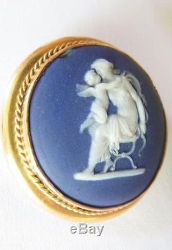 Antique Porcelain Jasperware Wedgwood Pate Sur Pate Gold Brooch Cupid Cherub