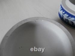 Antique Wedgwood Dark Blue Jasperware Neoclassical Round Rouge Pot Trinket Pot