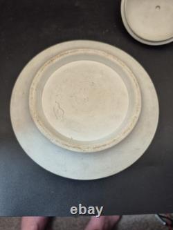 Antique Wedgwood Jasperware Lidded Honey Pot 14cm Diameter