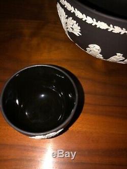 Black jasperware sacrifice bowl plus mini bowl