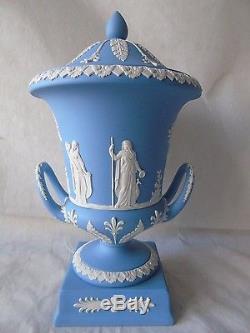Boxed Large Wedgwood White on Pale Blue Jasperware Campana Urn Vase & Cover 12