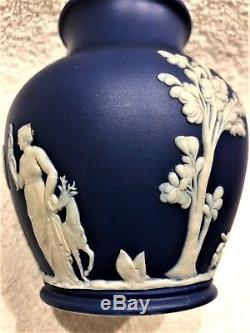 C. 1867 Wedgwood Cobalt Blue Jasperware 5 Mold #1005 Trophy Vase CODE FHX RARE