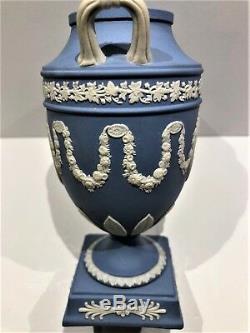 C. 1890 Wedgwood Blue Jasperware Pedestal #174 Urn N/Lid 5.50H MINT NICE