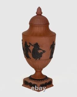C1820 Wedgwood Brown On Terracotta Jasper Neoclassical Dancing Hours Lidded Vase