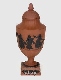 C1820 Wedgwood Brown On Terracotta Jasper Neoclassical Dancing Hours Lidded Vase