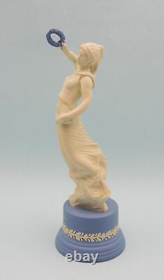 C1974 Vintage WEDGWOOD Jasperware TERPSICHORE Figurine 27cm H Excellent