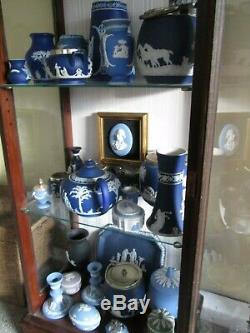 COLLECTION OF 30 PIECES OF ANTIQUE AND VINTAGE (mostly) WEDGWOOD JASPER WARE
