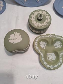 Collection 8 Pieces Wedgewood Jasperware Stoneware