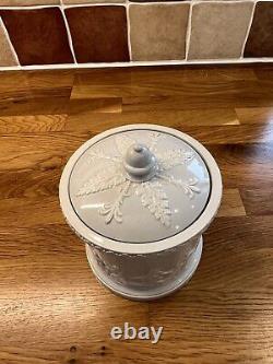 Dudson Brothers Hanley, Rare Antique Wedgwood Style Jasperware Jar & Cover