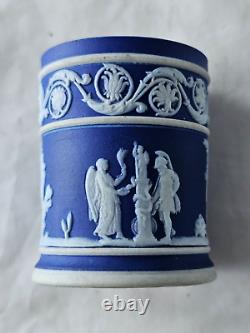 Early Wedgwood Jasperware Small Vase, Circa Early MID 19th Century (b)