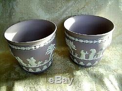 Elegant Pair Of Wedgwood Lilac Jasperware Jardiniere Cache Pots