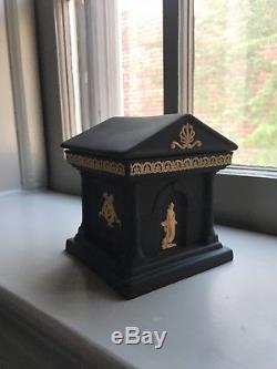 Grandtour Wedgwood jasperware temple inkwell from library collection