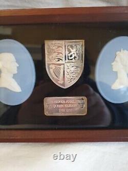 (Gur)Wedgwood Jasperware Blue Sterling Silver Royal Jubilee Medallion Framed Set