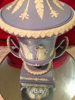 Large Jasper Ware Wedgwood Compana Urn with lid and plinth, classical figures
