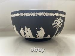 Large Vintage Classic Wedgwood Jasperware Black & white Bowl 1964