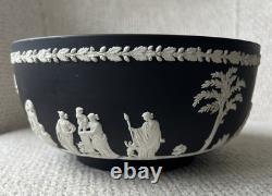 Large Vintage Classic Wedgwood Jasperware Black & white Bowl 1964