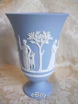 Lovely Large Pair Of Wedgwood White On Blue Jasper Ware 7 1/2 Pedestal Vases