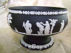 Lovely Large Wedgwood White On Black Jasperware Imperial Pedestal Bowl Compote