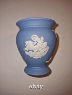 Lovely Vintage Wedgwood Jasperware FLOWER Blue With Posy Vase Collectible VGC 72