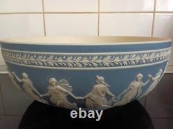 PRESTIGE EX LARGE WEDGWOOD BLUE JASPERWARE JASPER DANCING HOURS SLIPWARE 10 ins