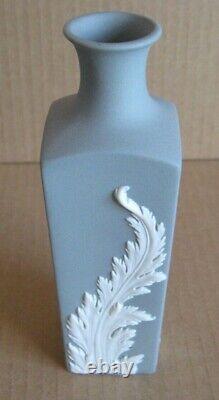 RARE Wedgwood Jasperware Grey BEE Bottle Vase