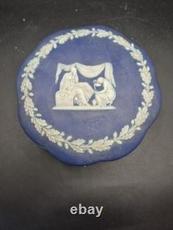 Rare 18thC Wedgwood Jasperware Cobalt Blue Neoclassical Lidded Box 12cm Diameter