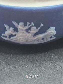 Rare 18thC Wedgwood Jasperware Cobalt Blue Neoclassical Lidded Box 12cm Diameter
