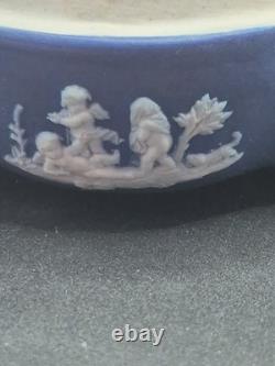 Rare 18thC Wedgwood Jasperware Cobalt Blue Neoclassical Lidded Box 12cm Diameter