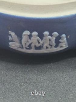 Rare 18thC Wedgwood Jasperware Cobalt Blue Neoclassical Lidded Box 12cm Diameter