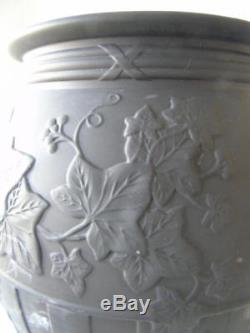Rare Huge Wedgwood Black Basalt Jasperware Grapevine Centrepiece Vase 12 2.8kg