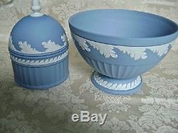 Rare Lovely Wedgwood White On Blue Jasperware Round Acorn Box And Pedestal Bowl
