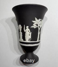 Rare Vintage Collection Wedgwood Black Jasperware Footed Vase 7,3 England 1968