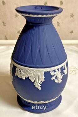 Rare Vintage Wedgwood Jasperware Portland Blue Bountiful Vase 8 Tall