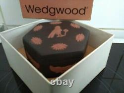 Rare Wedgwood Egyptian Black Terracotta Jasper Jasperware Hexagonal Lidded Box